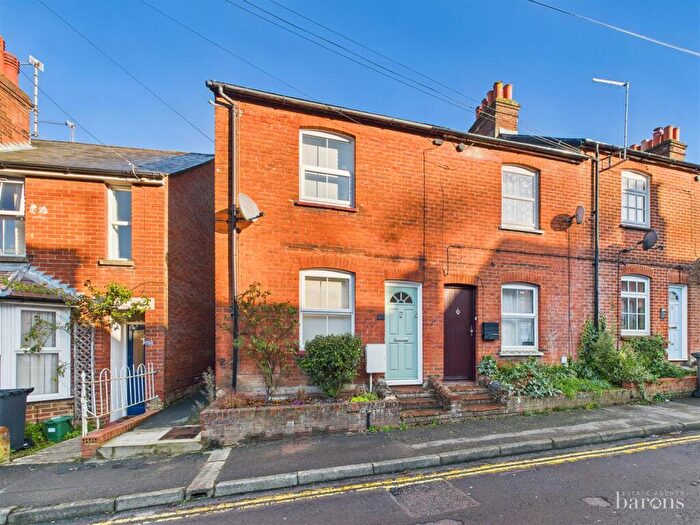 2 Bedroom End Of Terrace House For Sale In Flaxfield Road, Basingstoke, RG21