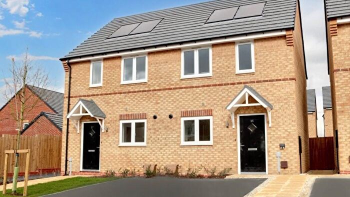 2 Bedroom Semi-Detached House For Sale In Chesterfield Road, Brimington, Derbyshire, S43