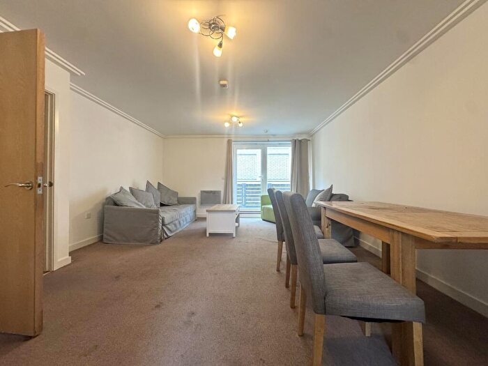 3 Bedroom Flat To Rent In Fleet Street, Brighton, BN1