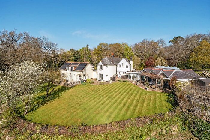 4 Bedroom Equestrian Property For Sale In Hartfield Road, Cowden, Edenbridge, TN8