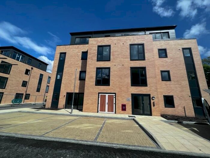 2 Bedroom Flat To Rent In Newtown Road, Ashford, TN24