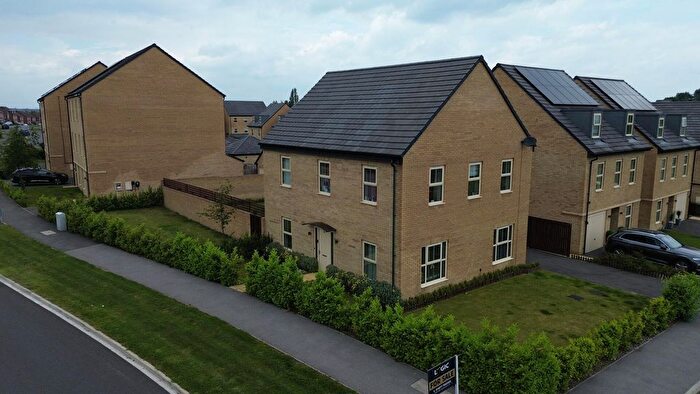 4 Bedroom Detached House For Sale In Haydock Avenue, Castleford, WF10