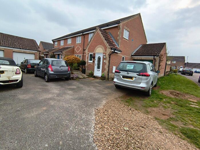 3 Bedroom End Of Terrace House For Sale In Chapel Field, Gamlingay, SG19