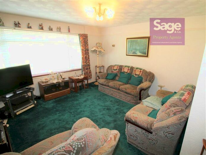 3 Bedroom Terraced House For Sale In Shakespeare Road, St. Dials, Cwmbran, NP44