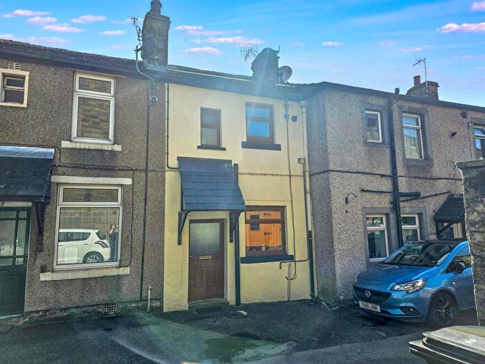 2 Bedroom Terraced House For Sale In Townend Place, Glusburn, BD20