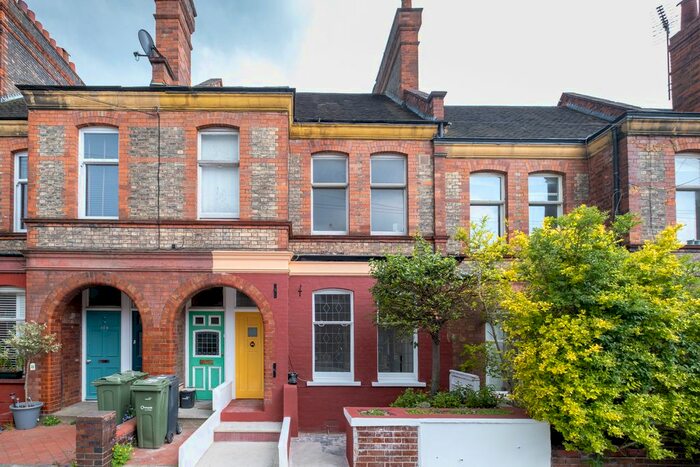 1 Bedroom Flat To Rent In Hailsham Avenue, London, SW2