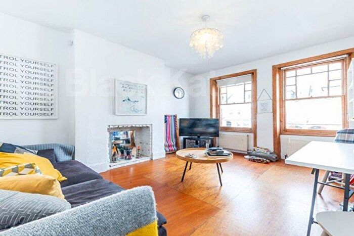 2 Bedroom Flat To Rent In Glebe Road, Crouch End, N8