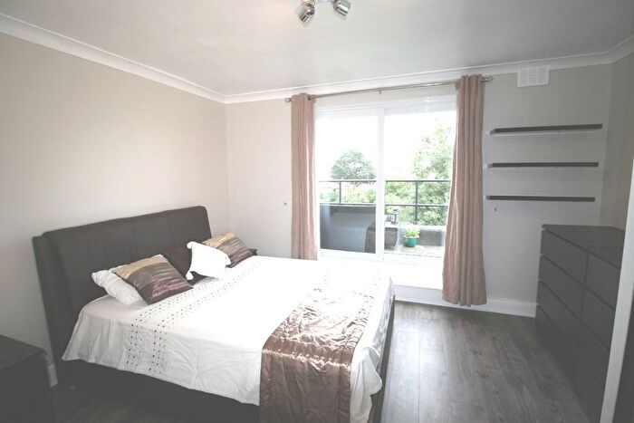 1 Bedroom Flat To Rent In Trnity Road, Tooting, SW17
