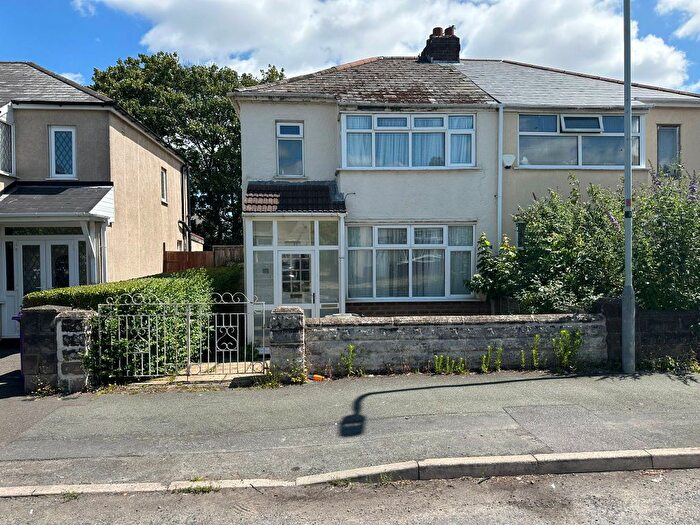 3 Bedroom Semi-Detached House To Rent In Wolseley Road, Bilston, WV14