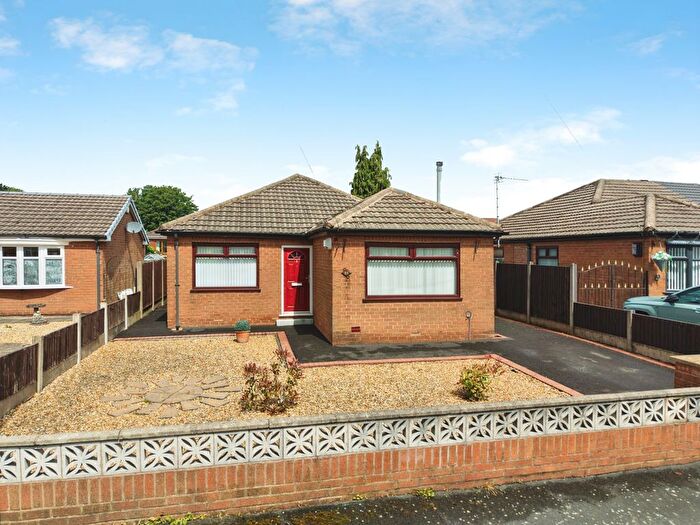 2 Bedroom Bungalow For Sale In Hyacinth Close, Haydock, WA11