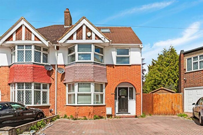 5 Bedroom Semi-Detached House To Rent In Kidbrooke Park Road, Blackheath, SE3