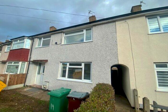 3 Bedroom Property To Rent In Dovenby Road, Nottingham, NG11