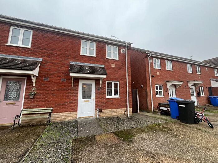 2 Bedroom House To Rent In Diprose Drive, Lowestoft, NR32