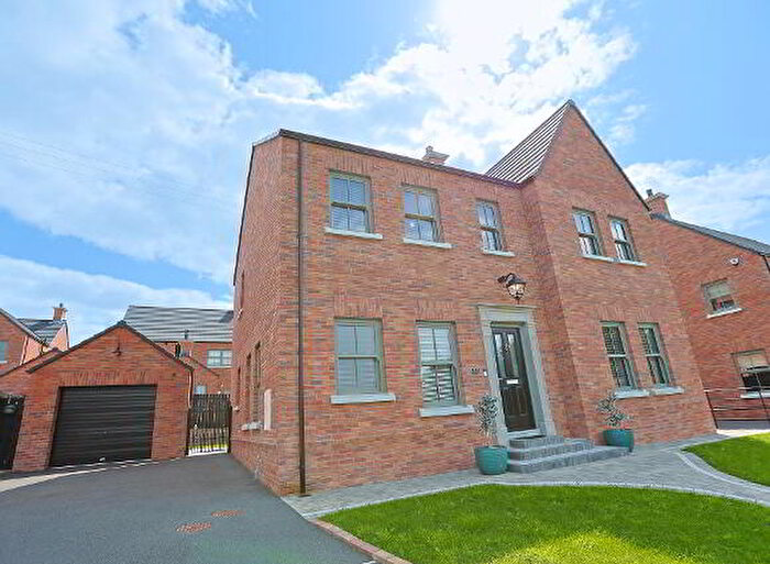 4 Bedroom Detached House For Sale In Blackthorn Manor, Portadown, BT66