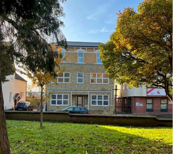 1 Bedroom Flat To Rent In Old Society House, EN9