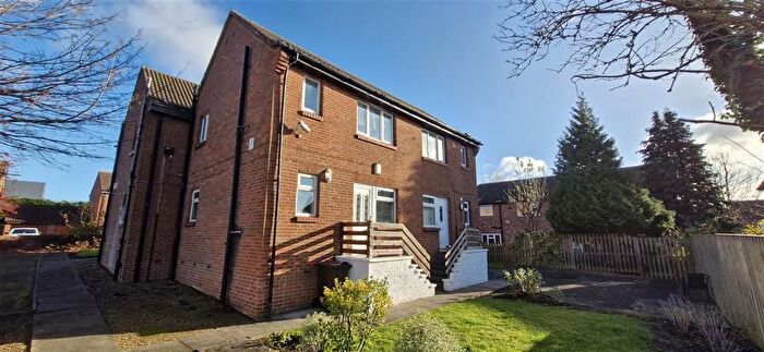 Studio For Sale In Redhall Crescent, Leeds, LS11