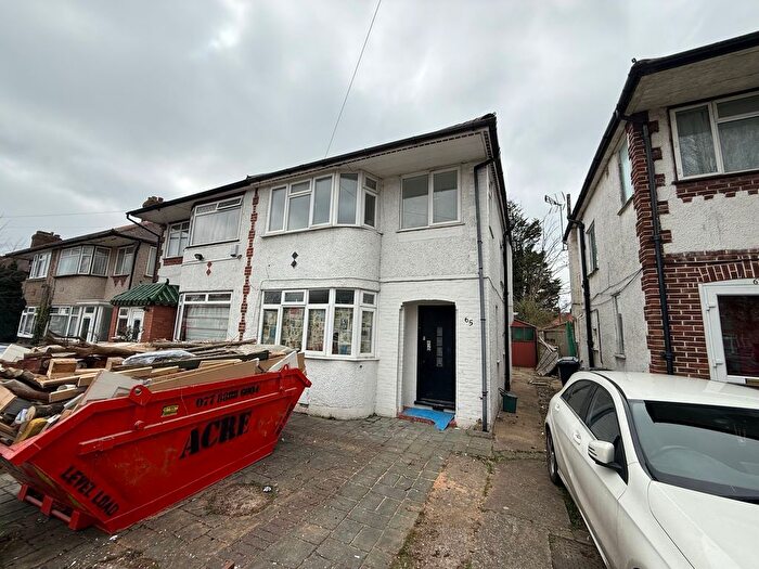 3 Bedroom End Of Terrace House To Rent In Alderney Gardens, Northolt, UB5