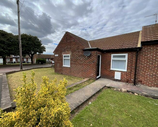 1 Bedroom Bungalow For Sale In Hillcrest, The Lonnen, South Shields, NE34