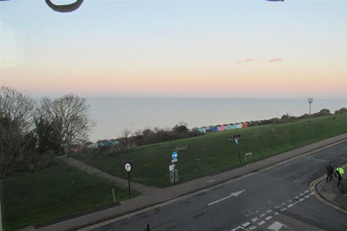 2 Bedroom Flat To Rent In Tower Hill, Whitstable, CT5