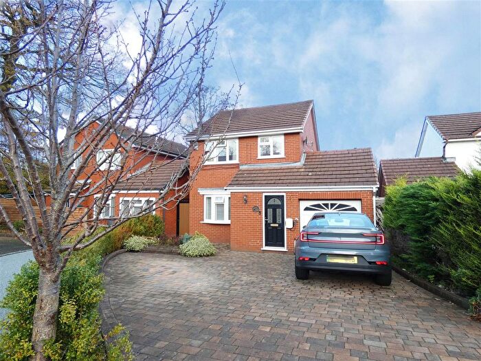 3 Bedroom Detached House For Sale In High Beeches, Childwall, Liverpool, L16