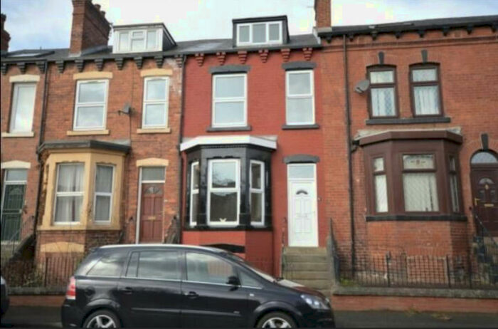 5 Bedroom Terraced House To Rent In Gathorne Terrace, Leeds, West Yorkshire, LS8