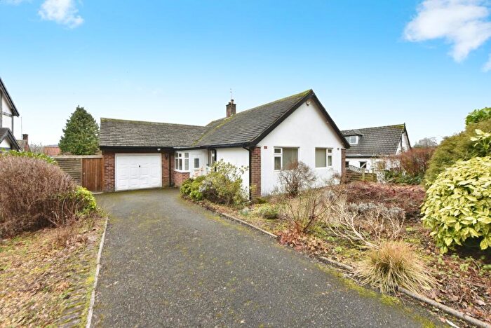 2 Bedroom Bungalow For Sale In Lower Strines Road, Marple, Stockport, Greater Manchester, SK6