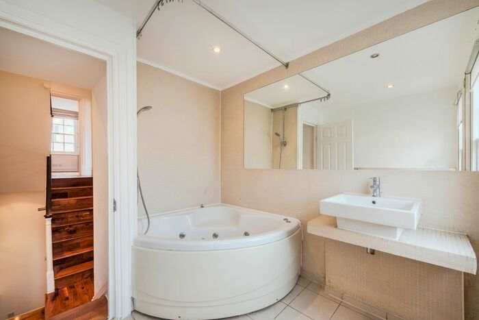 5 Bedroom Terraced House To Rent In Ebury St, Belgravia SW1W