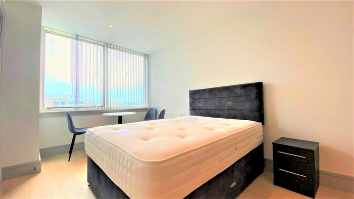 Studio To Rent In Mercantile House, Uxbridge, Greater London, UB8