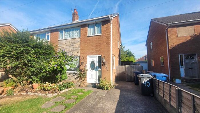 3 Bedroom Semi Detached House For Sale In St. Christines Avenue, Farington, Leyland, Lancashire, PR25