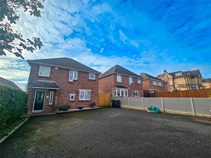 3 Bedroom Detached House For Sale In Spa Road, Weymouth, Dorset, DT3