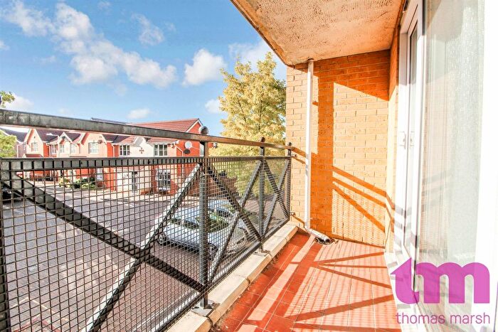 2 Bedroom Flat To Rent In Sewell Close, Chafford Hundred, RM16