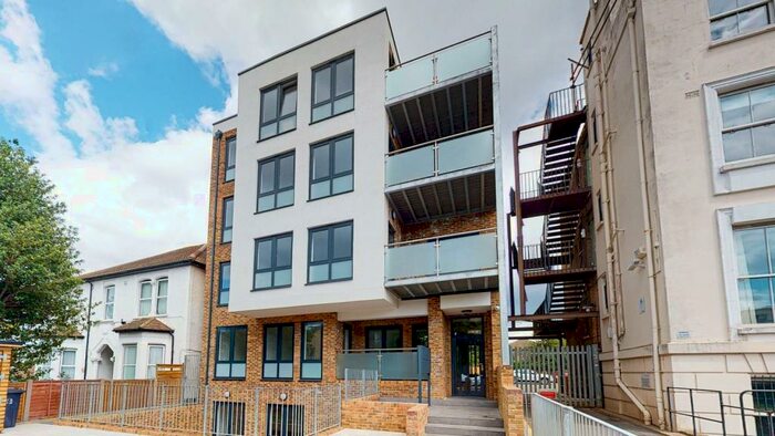 1 Bedroom Flat To Rent In Lennard Road Croydon, CR0