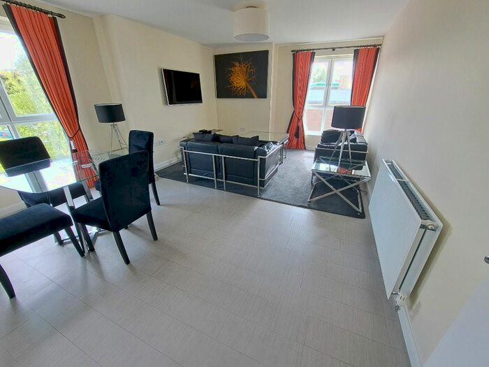 2 Bedroom Flat To Rent In Burnside Road, Dyce, Aberdeen, AB21