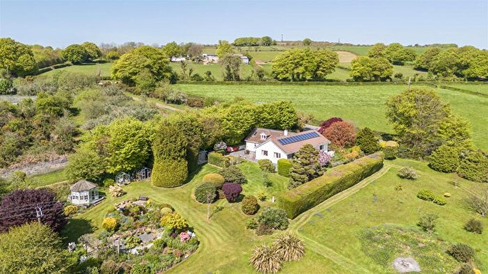 3 Bedroom Bungalow For Sale In Florence Road, Callington, PL17