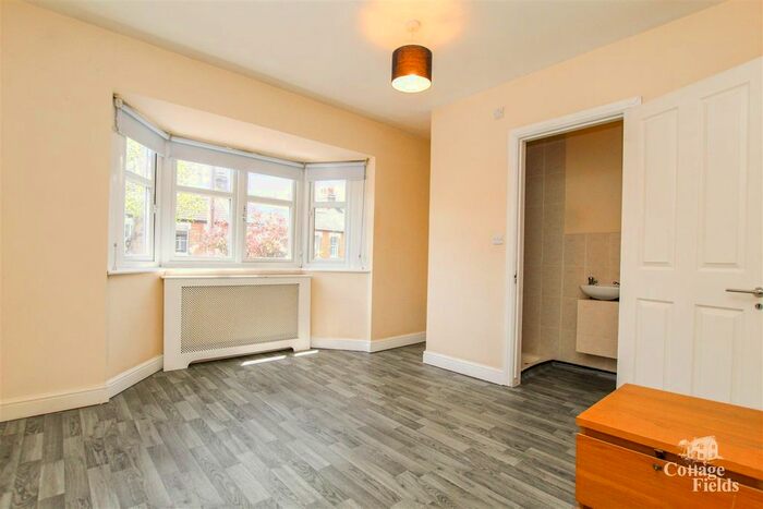 4 Bedroom Property To Rent In Tufton Road, London, E4