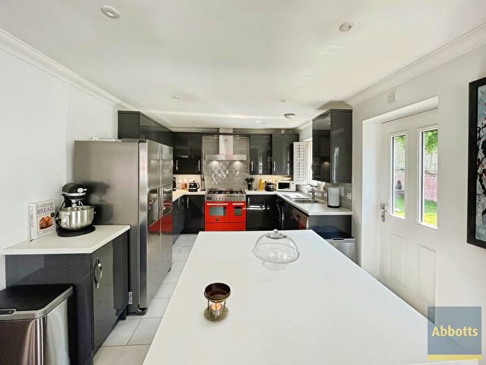 3 Bedroom Detached House To Rent In Heron Rise, Wymondham, NR18