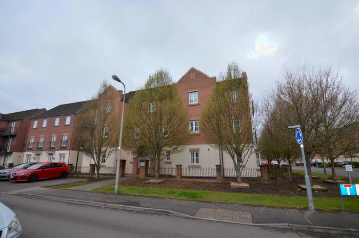 2 Bedroom Flat To Rent In Threipland Drive, Regents Place, Heath, Cardiff, CF14