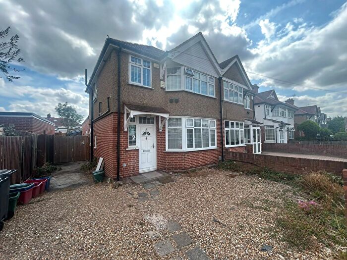 3 Bedroom Maisonette To Rent In Edward Road, TW14
