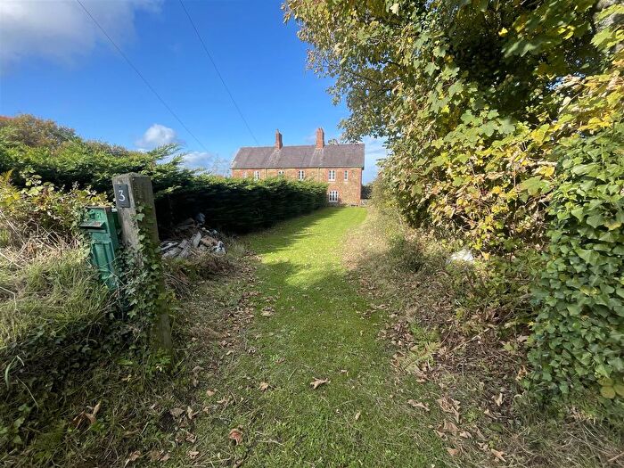 3 Bedroom Cottage For Sale In Dinnington, Hinton St. George, TA17