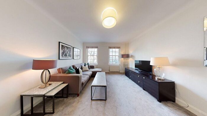2 Bedroom Flat To Rent In Fulham Road, South Kensington, SW3