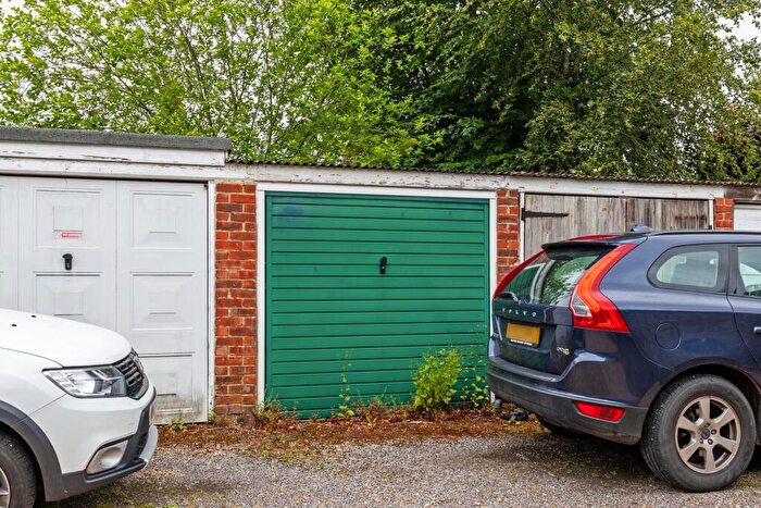 Garage / Parking For Sale In Step Terrace, Winchester, SO22