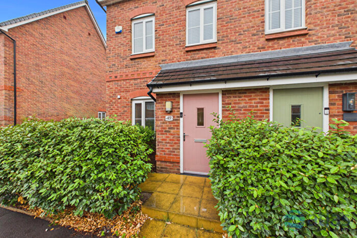 3 Bedroom Semi Detached House For Sale In Lightoaks Drive, Halewood, L26