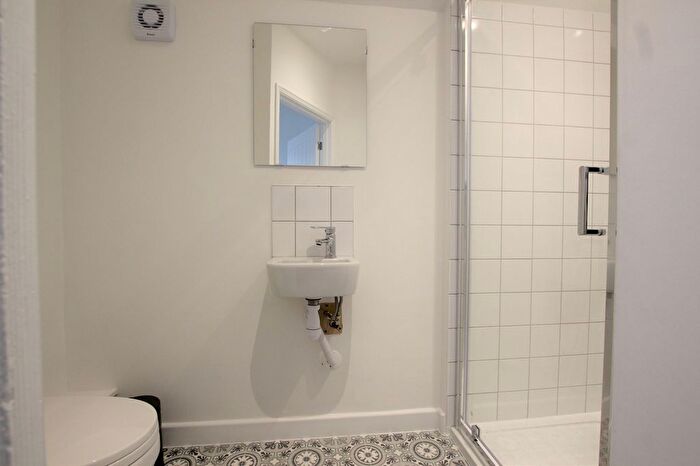 1 Bedroom Property To Rent In Tredworth Road, Gloucester, GL1