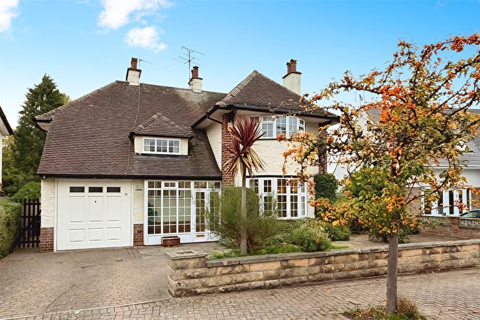 4 Bedroom Detached House For Sale In Middleton Crescent, Beeston, NG9