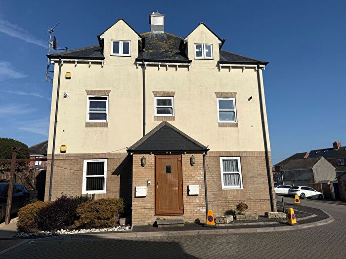 2 Bedroom Maisonette To Rent In Peartree Lane, Weymouth, DT4
