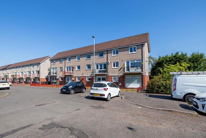 2 Bedroom Duplex For Sale In Clarendon Road, Wishaw, Lanarkshire, ML2