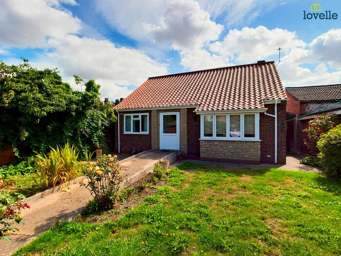2 Bedroom Detached Bungalow To Rent In Dear Street, Market Rasen, LN8