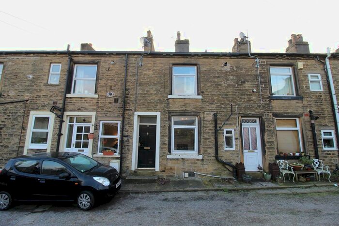 1 Bedroom Terraced House To Rent In Green Terrace Square, Savile Park, Halifax HX1