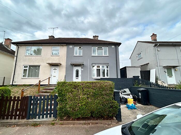 3 Bedroom Semi-detached House To Rent In Tolcarne Road, Leicester, LE5