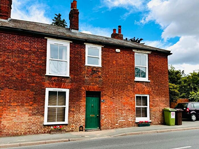 3 Bedroom Semi-Detached House To Rent In Ospringe Street, Faversham, ME13